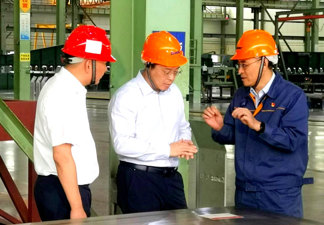 山西省委常委、呼和浩特市委书记韦韬莅临304永利集团呼和浩特加工中心发展入企服务